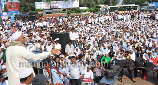 stage protest 4